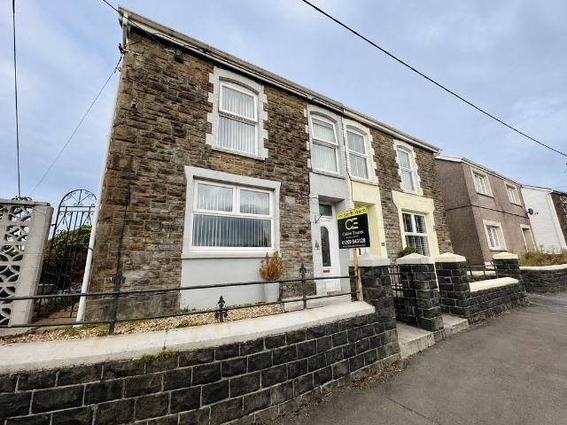 House for sale in Tir-y-dail, Ammanford