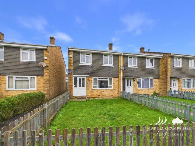 House for sale in Hill Park, Fareham