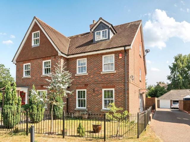 House for sale in Ebblake, Verwood