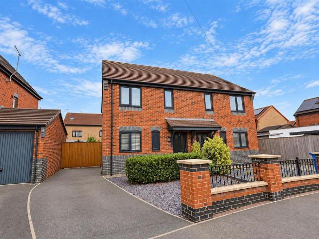 House for sale in Gipsyville, Hull