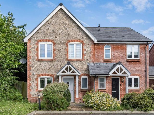 House for sale in Four Marks, East Hampshire