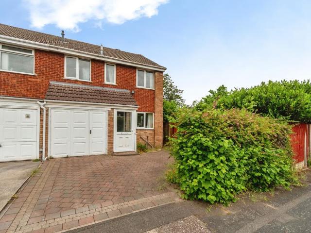 House for sale in Bilston, West Midlands