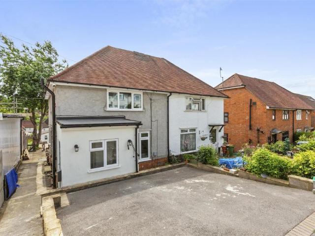House for sale in Totteridge, Buckinghamshire