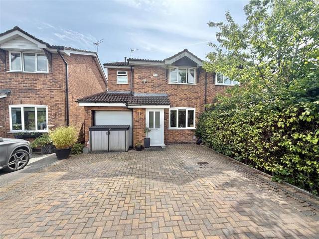 House for sale in Wilmslow Park, Wilmslow