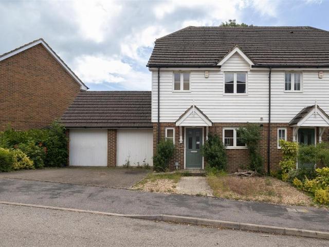 House for sale in Silverhill Park, Guestling Green