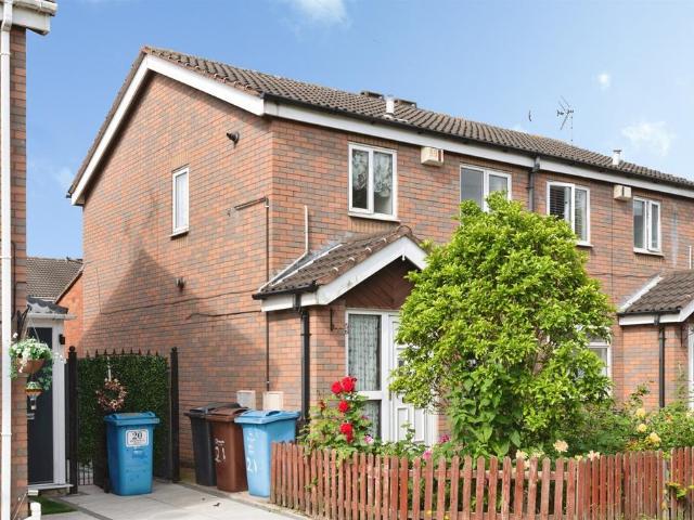 House for sale in Drypool, Hull