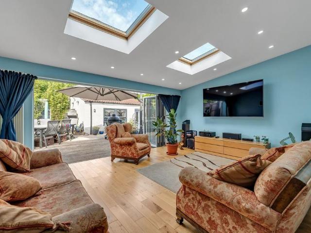 House for sale in Feckenham, City Of Bristol