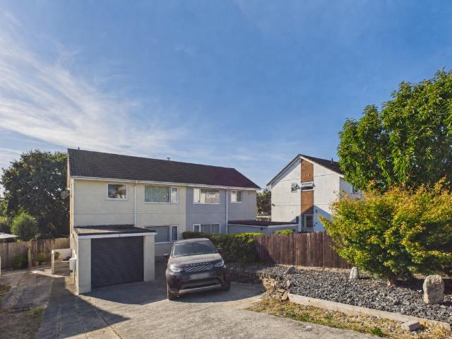 House for sale in Saltash, Cornwall