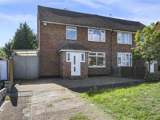 House for sale in Leesons, Greater London