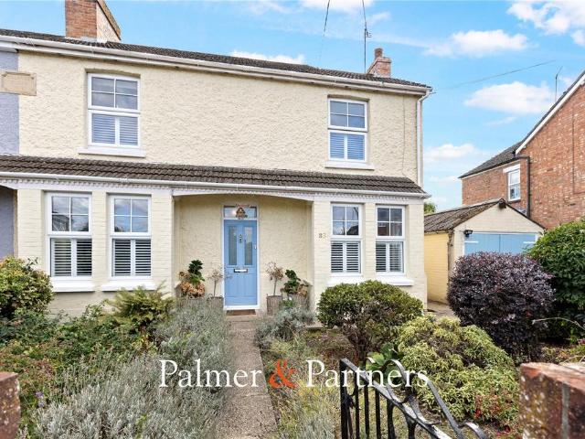 House for sale in Chipping Hill, Essex