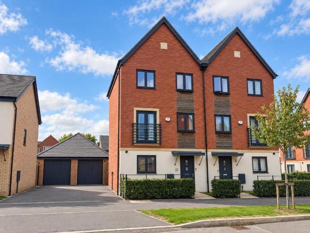 House for sale in St Crispin's, Upton