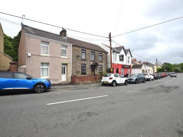 House for sale in Pemberton, Dafen