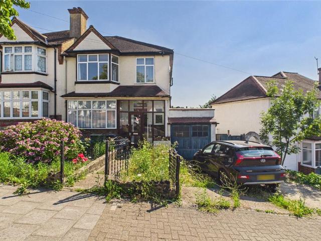 House for sale in Streatham, Greater London