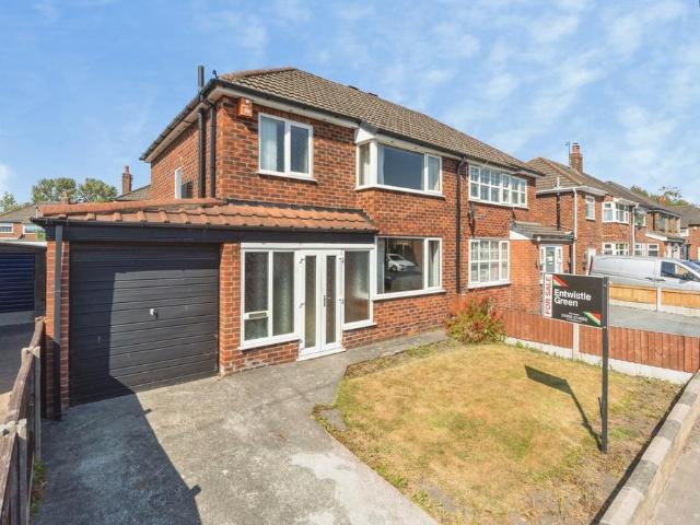 House for sale in Woolston, Warrington