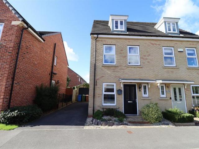 House for sale in Market Weighton