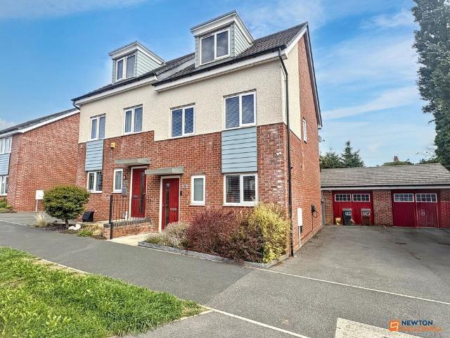 House for sale in Hugglescote, North West Leicestershire