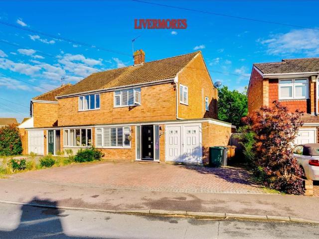 House for sale in Fleet Estate, Monks Orchard