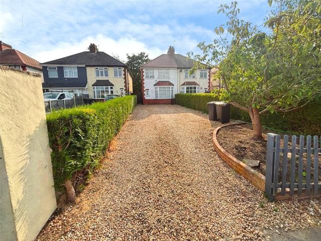 House for sale in Camp Hill, Warwickshire