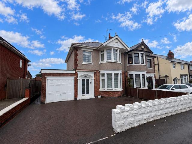 House for sale in Ash Green, Nuneaton and Bedworth