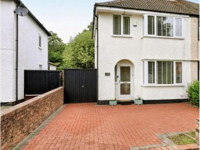 House for sale in Deysbrook, Calderstones