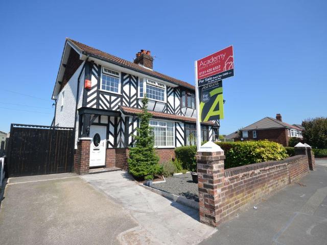 House for sale in Lunts Heath, Widnes