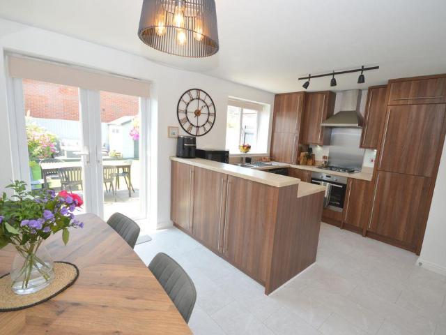 House for sale in Lunts Heath, Widnes