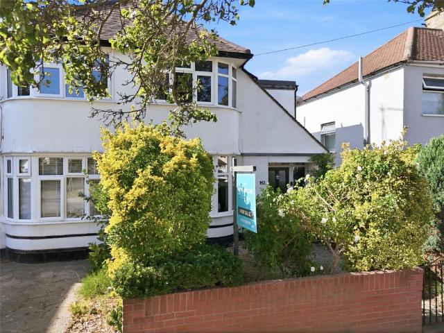 House for sale in Alton Barnes, Essex