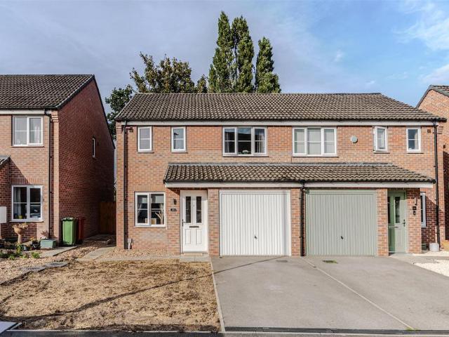 House for sale in Ashfield Park, Ashby Parkland