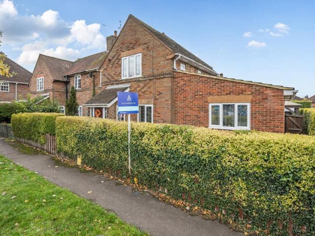 House for sale in Dunstable, Bedfordshire