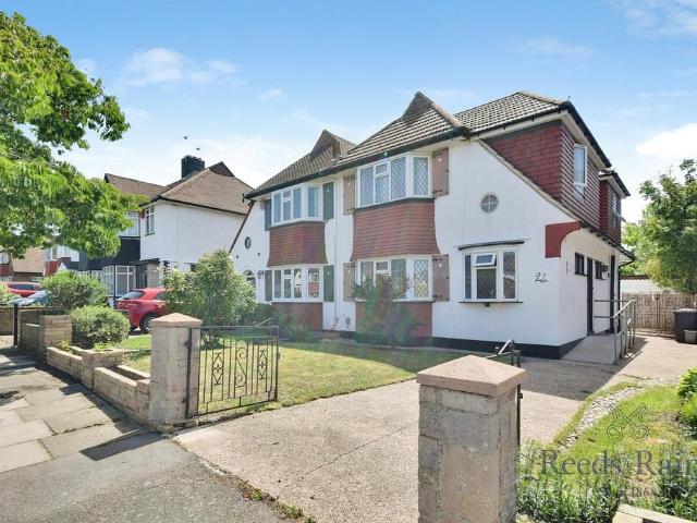 House for sale in London Borough of Lewisham, Greater London
