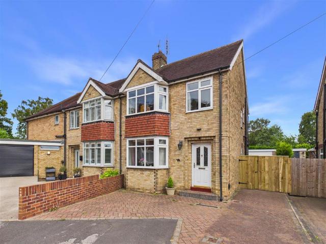 House for sale in Elloughton-cum-Brough, Brough