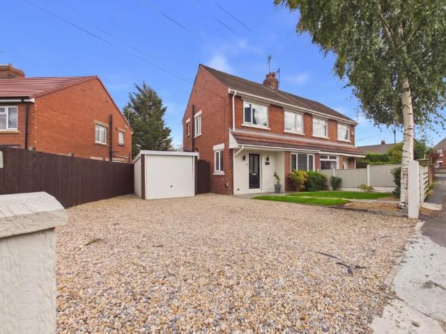House for sale in Knottingley, West Yorkshire