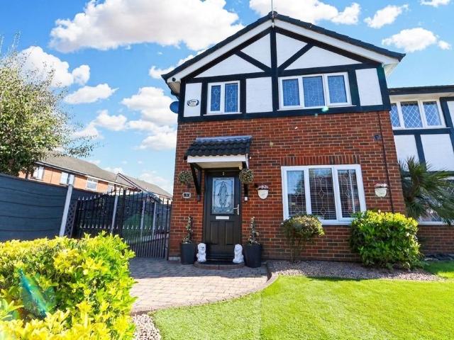 House for sale in Higher Broughton, Salford