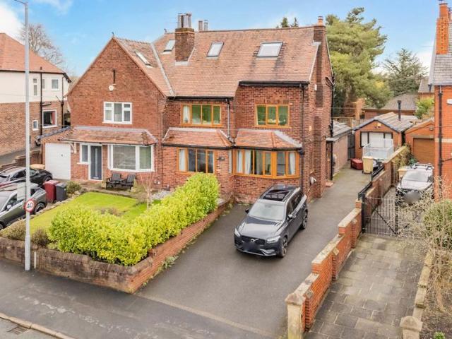House for sale in Over Hulton, Lee Bank