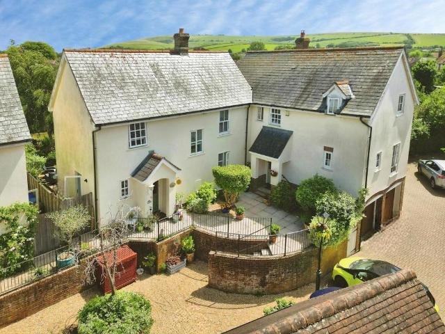 House for sale in Horsham, West Sussex