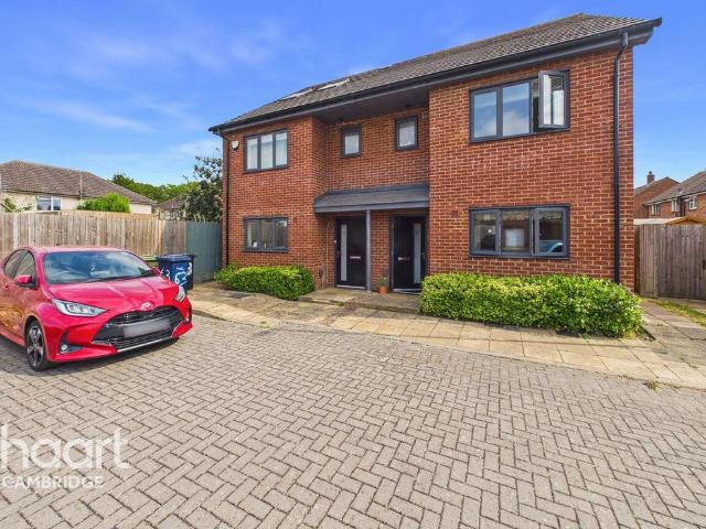 House for sale in Barnwell, Arbury