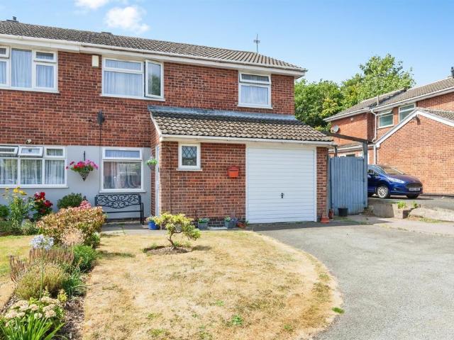 House for sale in Old Wharf, City Of Leicester