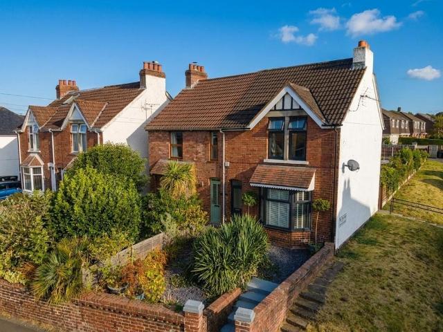 House for sale in Tutnalls, Bromsberrow Heath