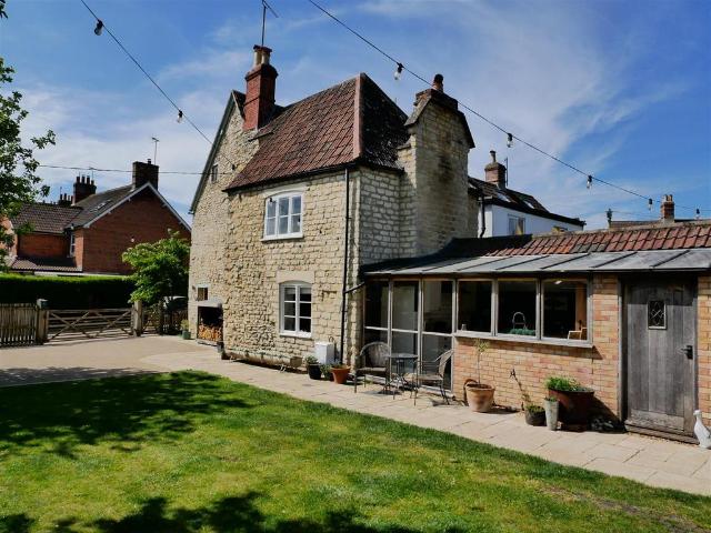 House for sale in Calne
