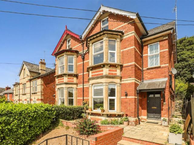 House for sale in Thrupp, School House