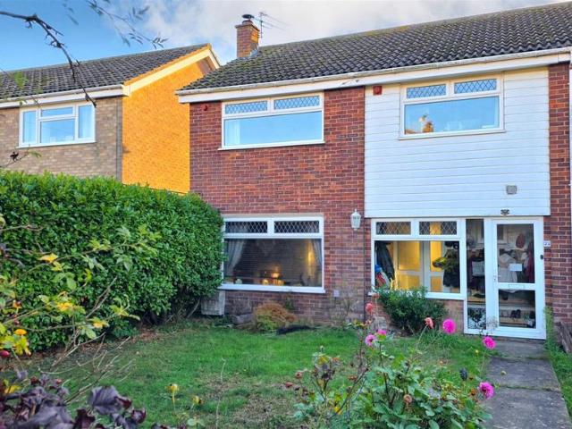 House for sale in Bradwell, Great Yarmouth