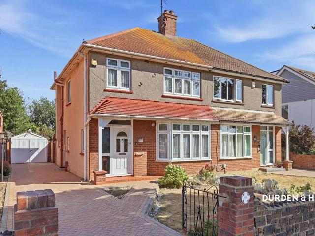 House for sale in Alton Barnes, Essex