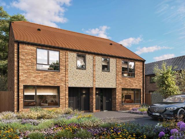House for sale in Littlecote, West Sussex