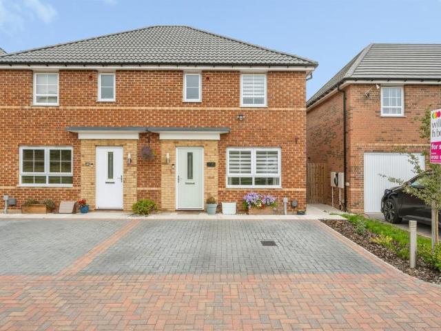 House for sale in Dunsville, Doncaster