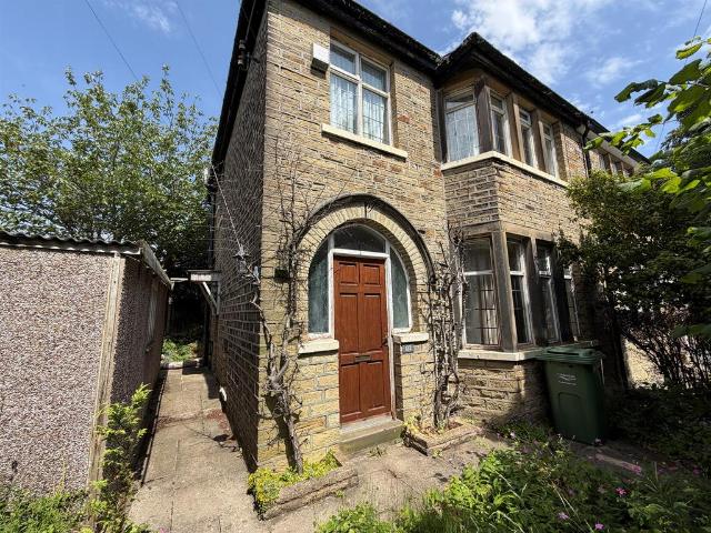 House for sale in Woolshops, Halifax