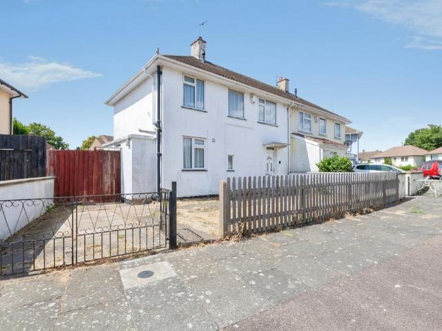 House for sale in New Parks, Old Wharf