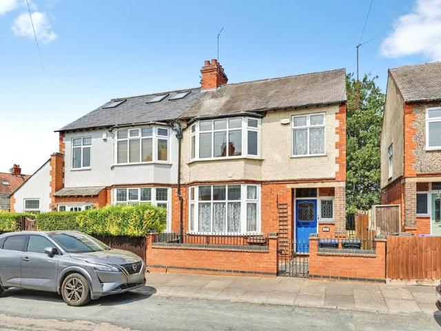 House for sale in Abington, Northampton