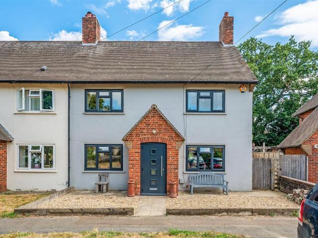 House for sale in Littlecote, West Sussex