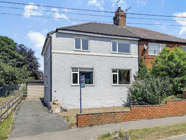 House for sale in Rufford Park, Yeadon