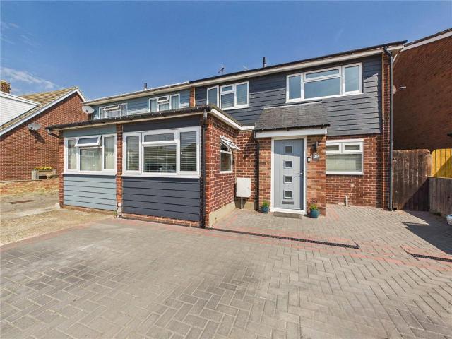 House for sale in Holland-on-Sea, Dale Hill